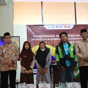 UMUKA Solo Luncurkan PMB 2025/2026 Serta Gelar Bakti Sosial untuk Masyarakat