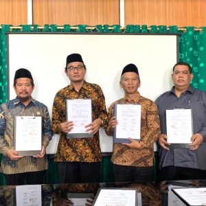 Jalin Kerja Sama, 25 Mahasiswa UMUKA Raih Beasiswa BAZNAS Karanganyar Cerdas