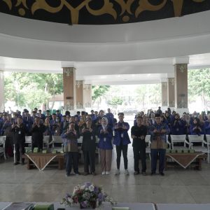 Lepas 243 Mahasiswa KKN, UMUKA Bantu UMKM Lepas dari Jeratan Pinjol